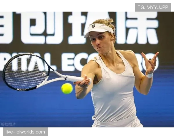 网球运动优雅与力量并存，女性参与者比例显著提升