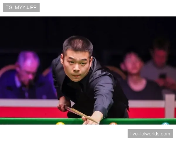 罗伯逊第八次晋级英锦赛八强 将与庞俊旭争四强席位