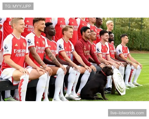 卡拉格认为阿森纳面对曼城会紧张,历史剧本重演可能性大 卡拉格认为阿森纳面对曼城会紧张,历史剧本重演可能性大