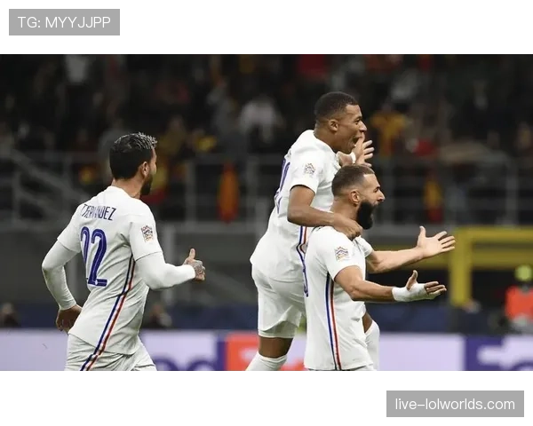 前里昂球探博诺称本泽马回归法国队可助年轻球员成长 前里昂球探博诺称本泽马回归法国队可助年轻球员成长