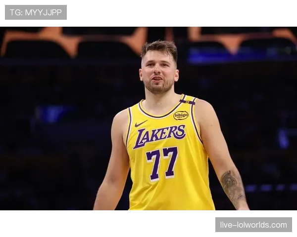 湖人队詹姆斯、东契奇出战老鹰成疑，海斯确认缺阵