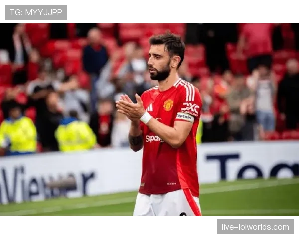 曼联主场战热刺,历史交锋占优但状态波动埋悬念 曼联主场战热刺,历史交锋占优但状态波动埋悬念