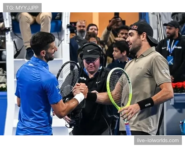 ATP四巨头多哈站赛前体验卡塔尔传统捕鱼项目