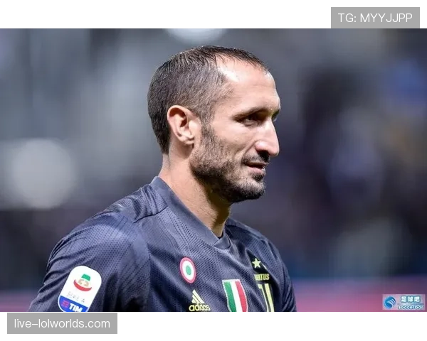 基耶利尼解说席点评尤文图斯定位球防守策略