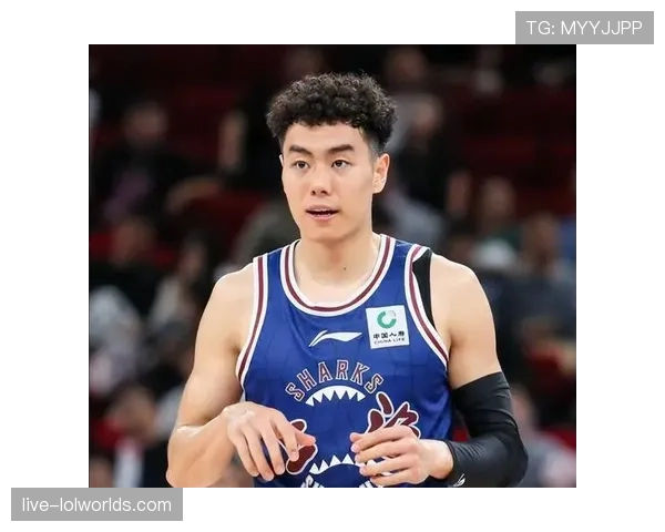 上海队李添荣赴美进行特训，目标提升持球进攻能力